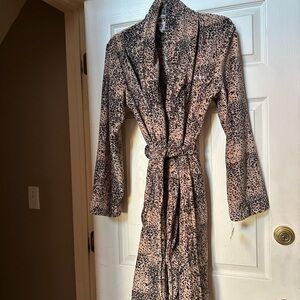 Calvin Klein Plush Leopard Print Robe (NWT) - Size XS/S